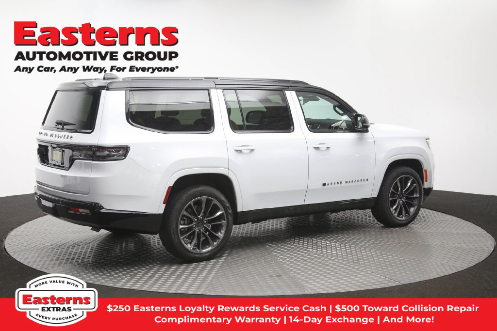 Used 2025 Jeep Grand Wagoneer Series III w/ Rear Seat Video Group 1 AWD/4WD image 49