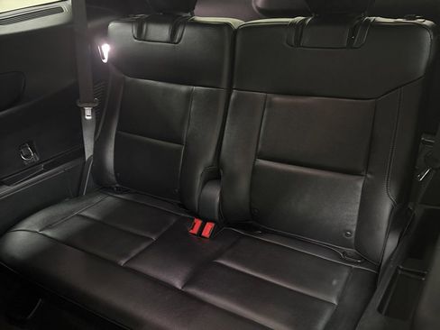 Used 2020 Ford Explorer Limited w/ Class III Trailer Tow Package image 25