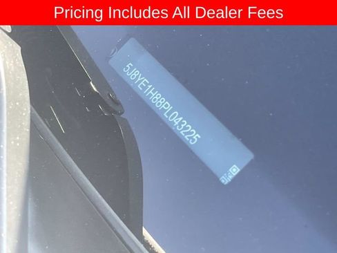 Used 2023 Acura MDX SH-AWD w/ Advance Package image 3