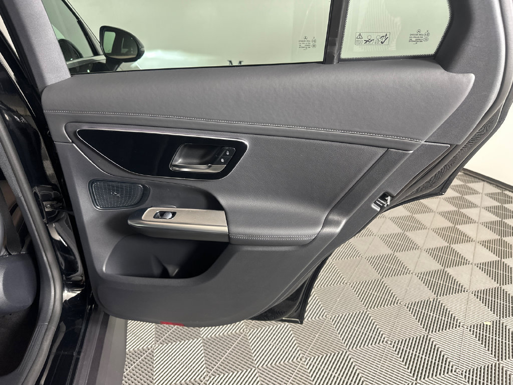 Certified 2026 Mercedes-Benz GLC 300 image 18