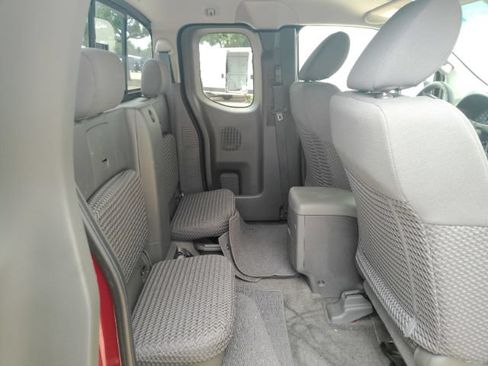 Used 2017 Nissan Frontier SV RWD image 24