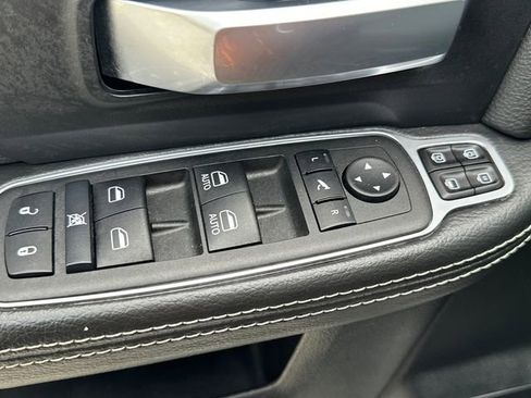 Used 2024 RAM 2500 Big Horn w/ Night Edition AWD/4WD image 24