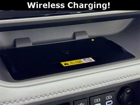 Used 2023 Toyota Highlander Limited image 37