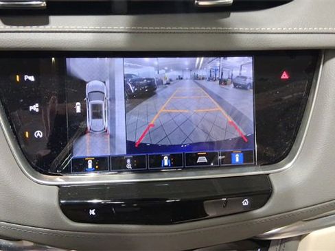Used 2025 Cadillac XT5 Premium Luxury w/ Technology Package image 28