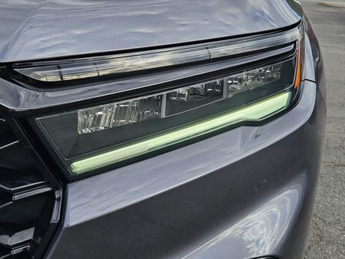 Used 2025 Honda Pilot Black Edition image 18