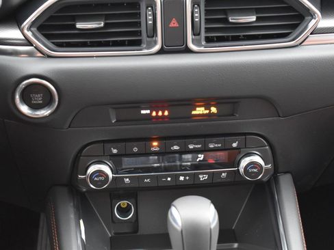 Used 2025 MAZDA CX-5 Carbon Edition image 19