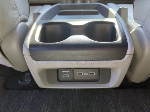 Used 2021 Honda Odyssey Elite image 21