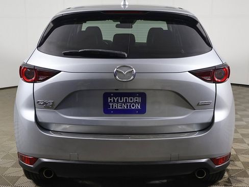 Used 2019 MAZDA CX-5 Touring image 11