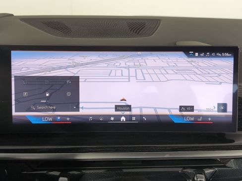 Used 2026 BMW X7 xDrive40i w/ M Sport Package image 26