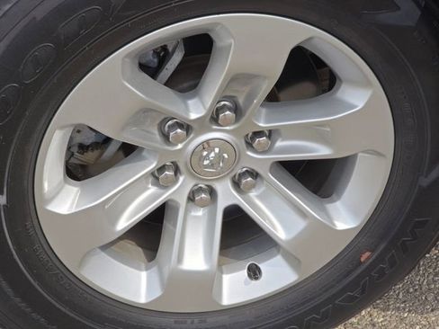Used 2022 RAM 1500 Laramie AWD/4WD image 33