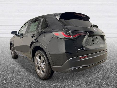 New 2026 Honda HR-V LX image 4