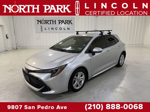 Used 2019 Toyota Corolla SE image 1