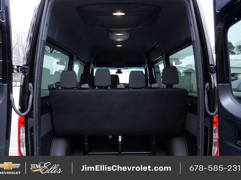 Used 2024 Mercedes-Benz Sprinter 2500 image 27