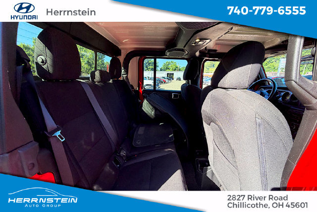 Used 2022 Jeep Gladiator Sport AWD/4WD image 17