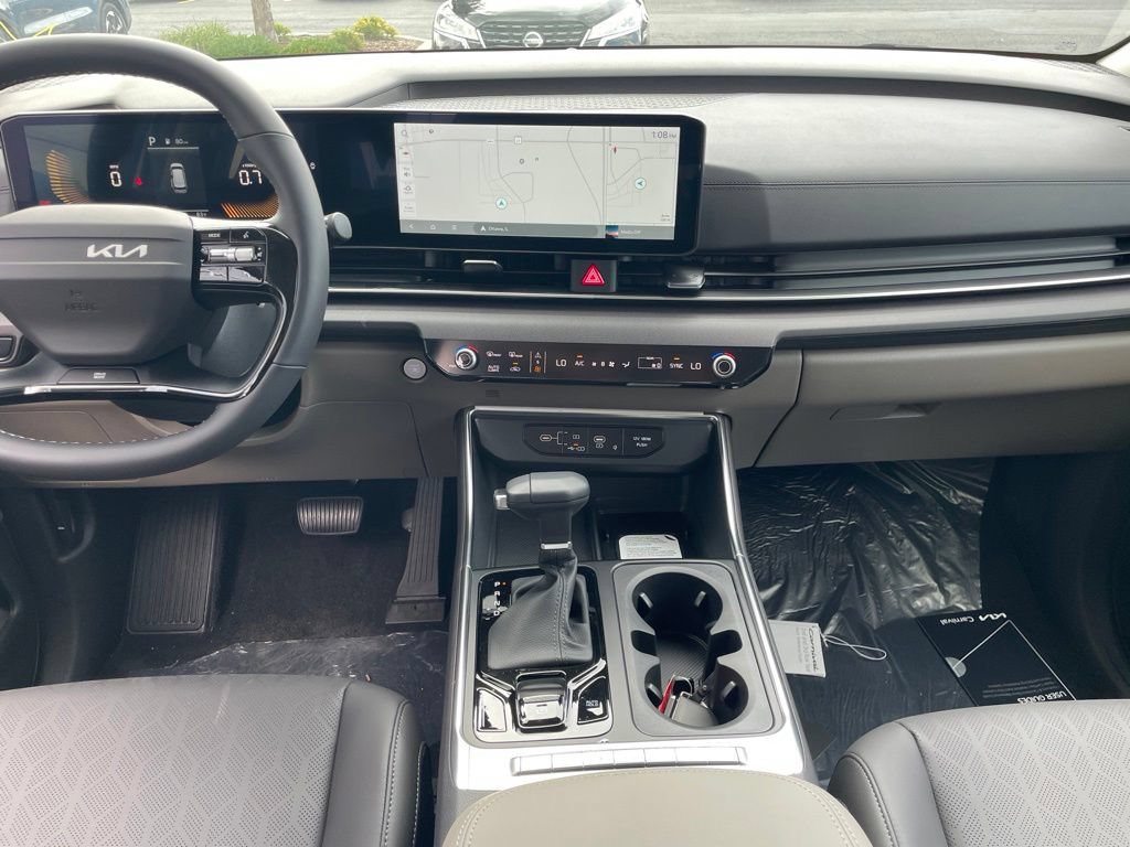 New 2027 Kia Carnival EX FWD image 11