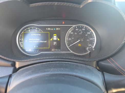 Used 2020 Nissan Versa SR image 20