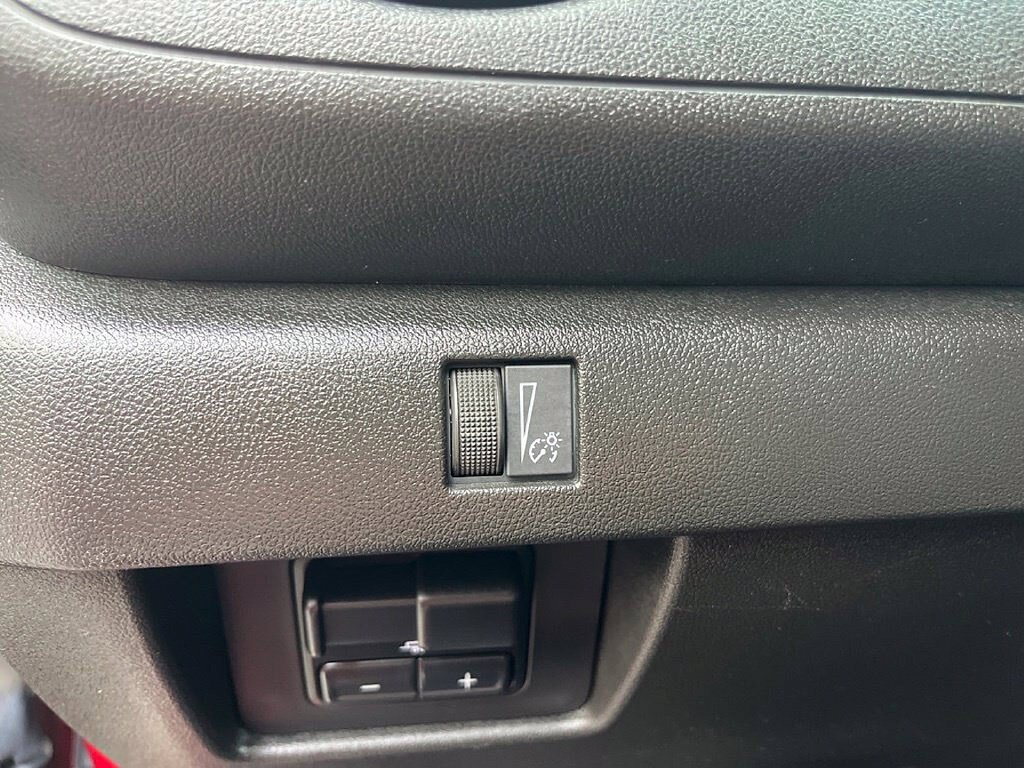 Used 2023 Chevrolet Colorado Trail Boss w/ Technology Package AWD/4WD image 36