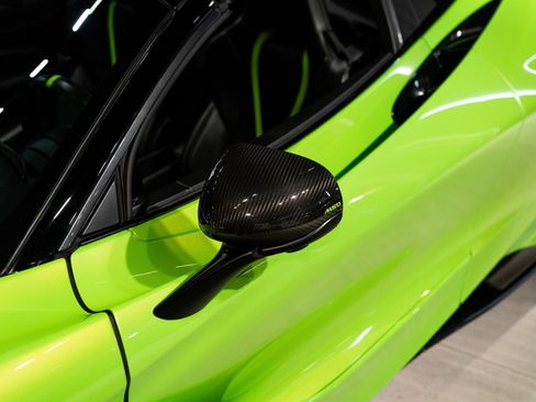 Used 2022 McLaren 765LT RWD image 9