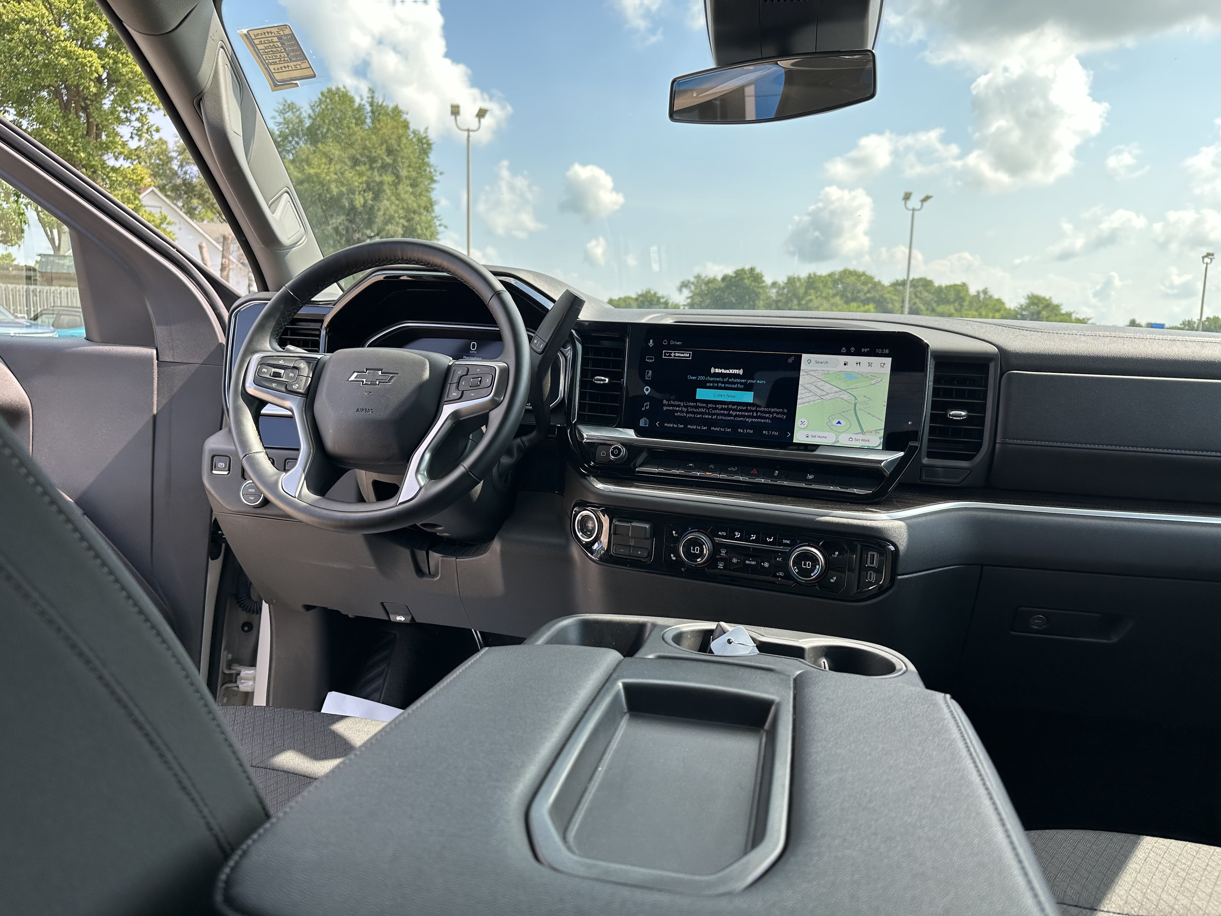 Used 2026 Chevrolet Silverado 1500 RST AWD/4WD image 27
