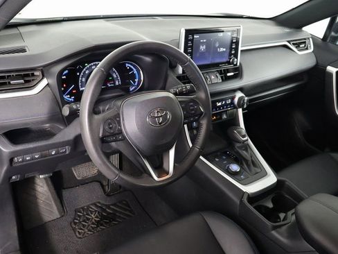 Used 2021 Toyota RAV4 XSE image 5
