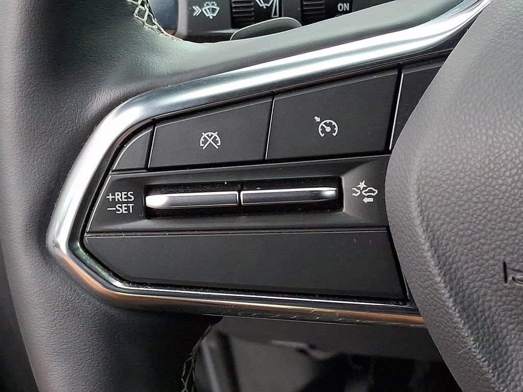 Used 2025 Chevrolet Blazer EV LT AWD/4WD image 21