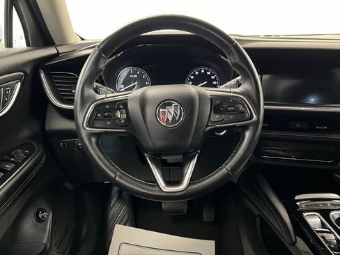 Used 2023 Buick Envision Essence image 12