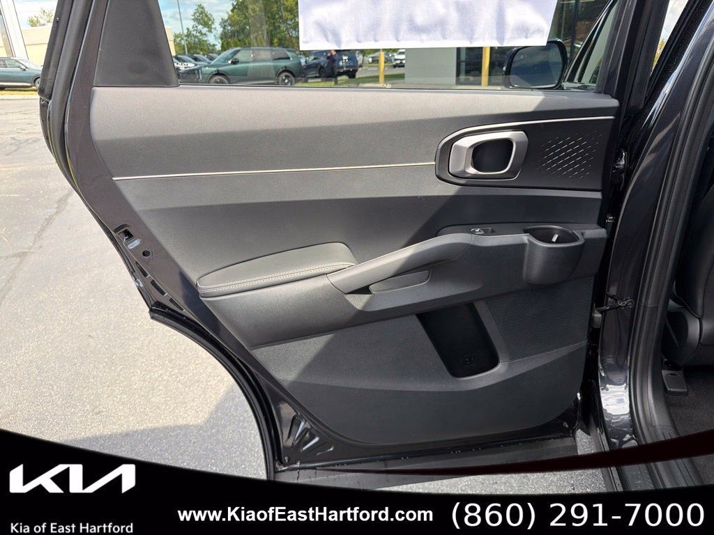 New 2026 Kia Sorento S AWD/4WD image 17