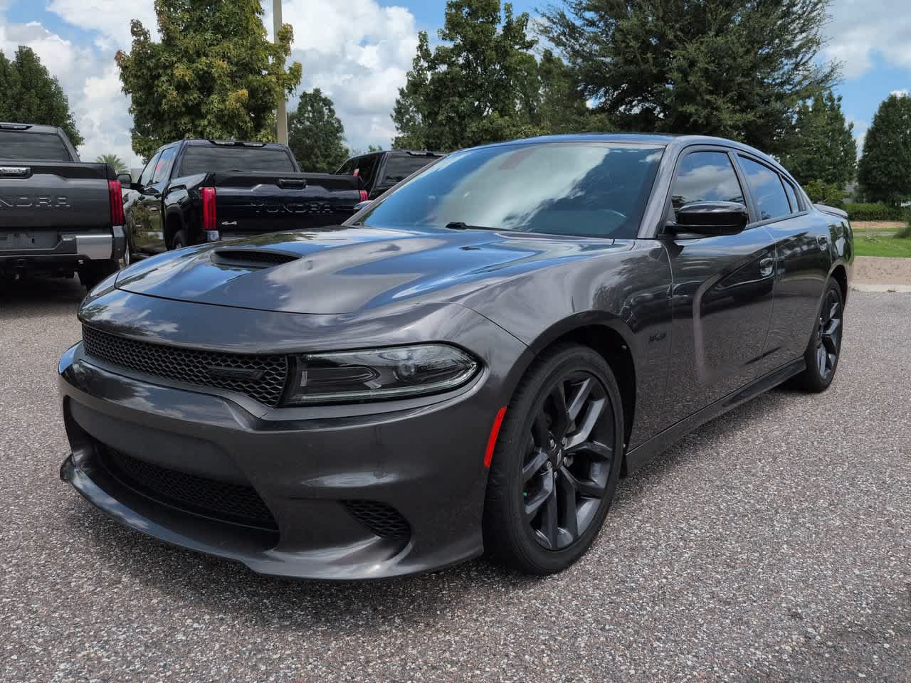 Used 2023 Dodge Charger R/T w/ Blacktop Package RWD image 2