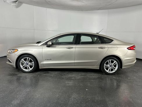Used 2018 Ford Fusion S image 8
