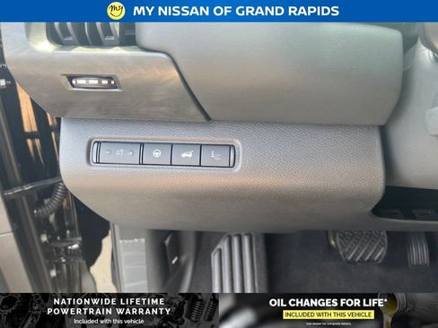 New 2026 Nissan Pathfinder Platinum w/ Cargo Package AWD/4WD image 18