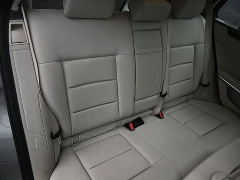 Used 2015 Mercedes-Benz E 350 4MATIC Wagon image 40