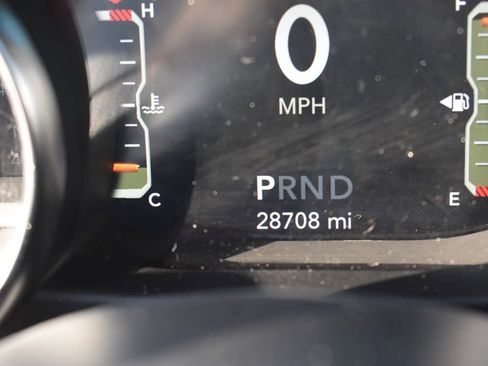 Used 2021 Jeep Wrangler Unlimited Sahara AWD/4WD image 28