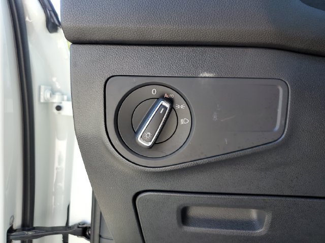 Certified 2024 Volkswagen Tiguan SE R-Line FWD image 34