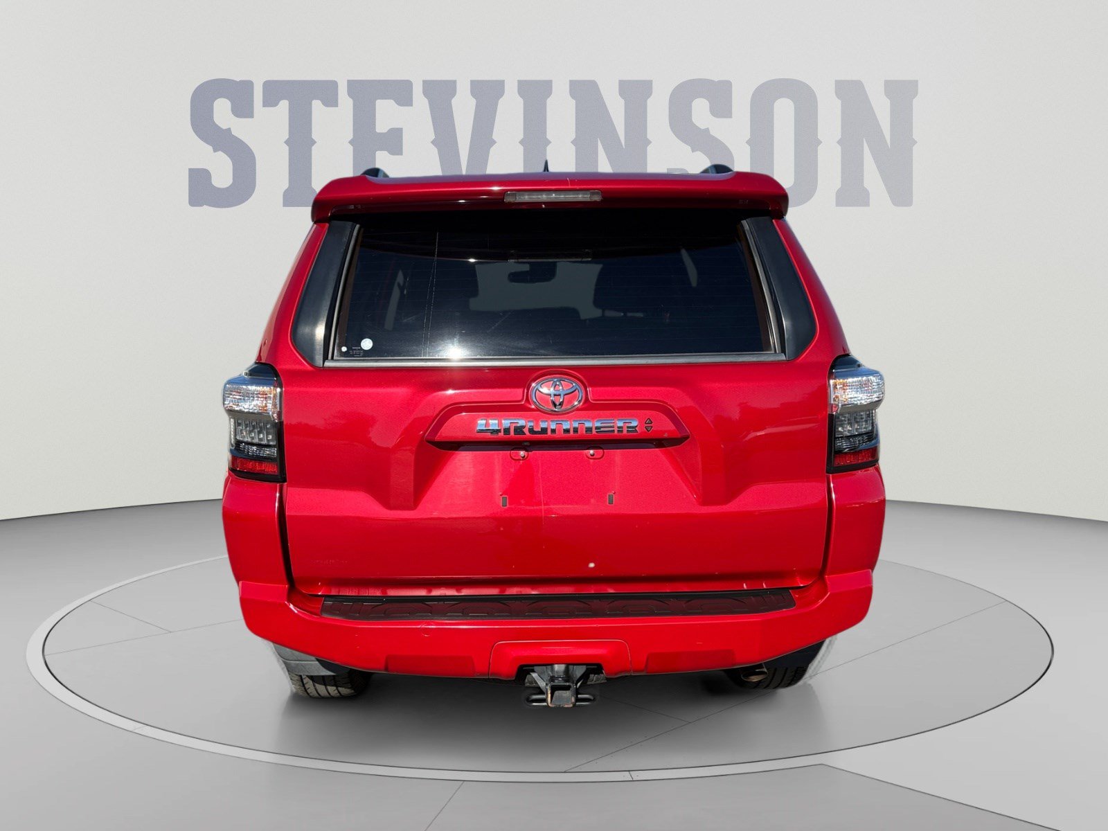 Used 2021 Toyota 4Runner SR5 AWD/4WD image 4