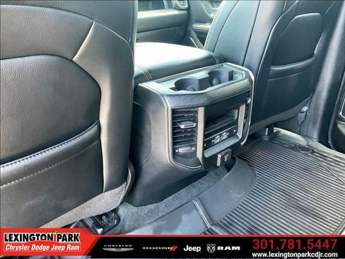 Used 2024 RAM 1500 Laramie AWD/4WD image 11