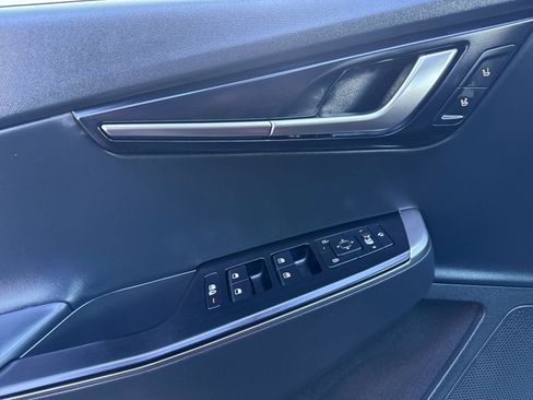 New 2025 Kia EV6 Wind image 10