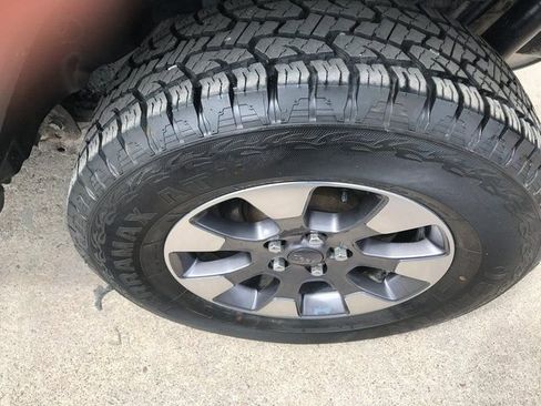 Used 2018 Jeep Wrangler Unlimited Sahara w/ Cold Weather Group image 24