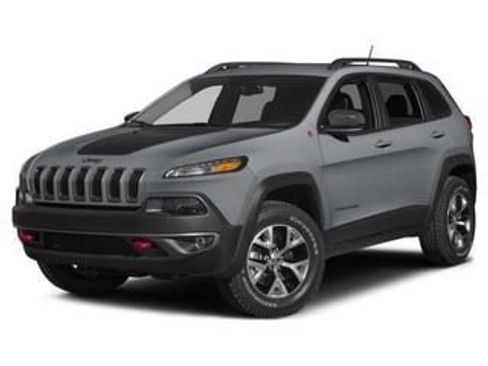 Used 2015 Jeep Cherokee Trailhawk w/ Comfort/Convenience Group AWD/4WD image 1