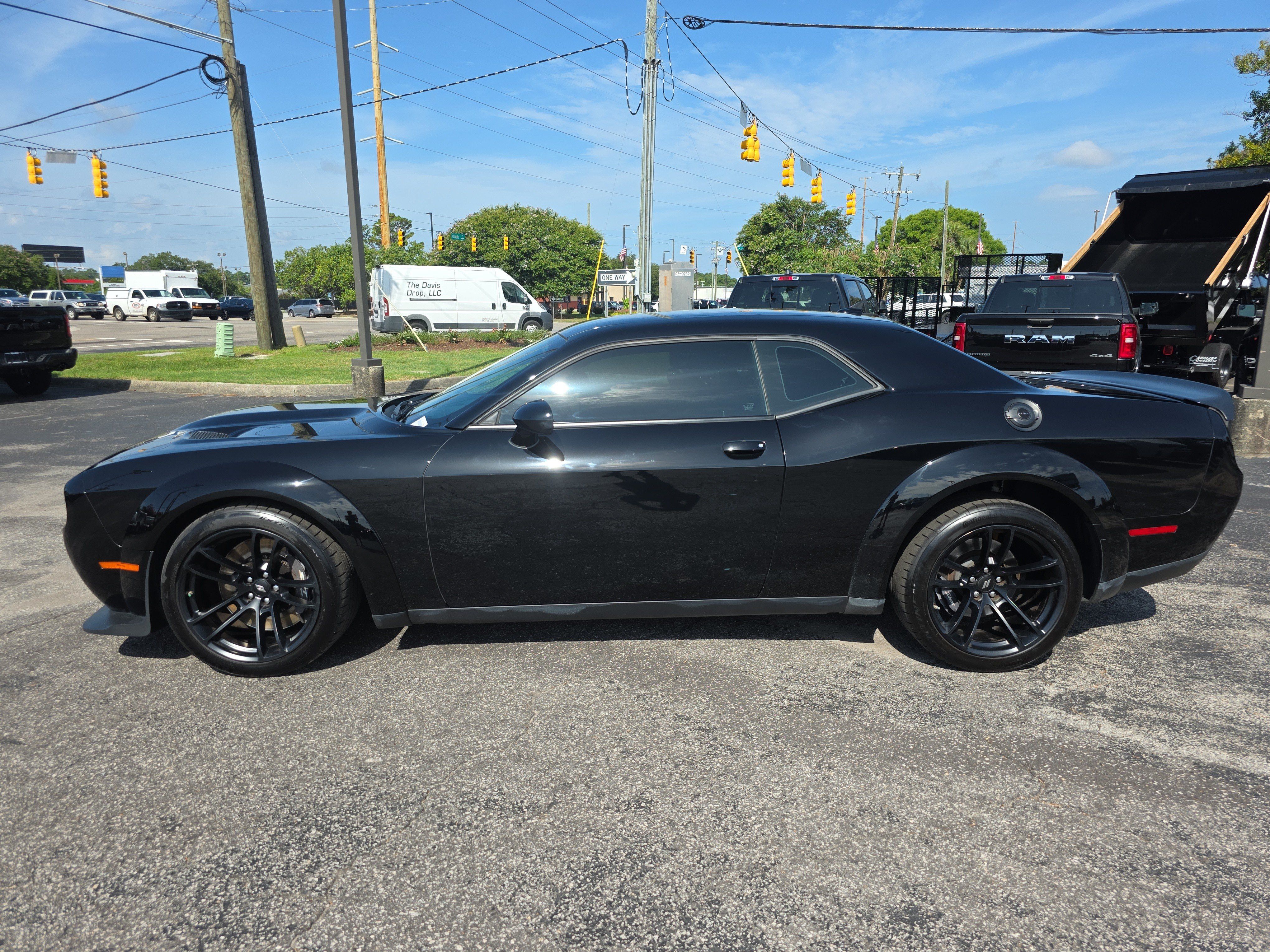 Used 2023 Dodge Challenger R/T Scat Pack RWD image 6