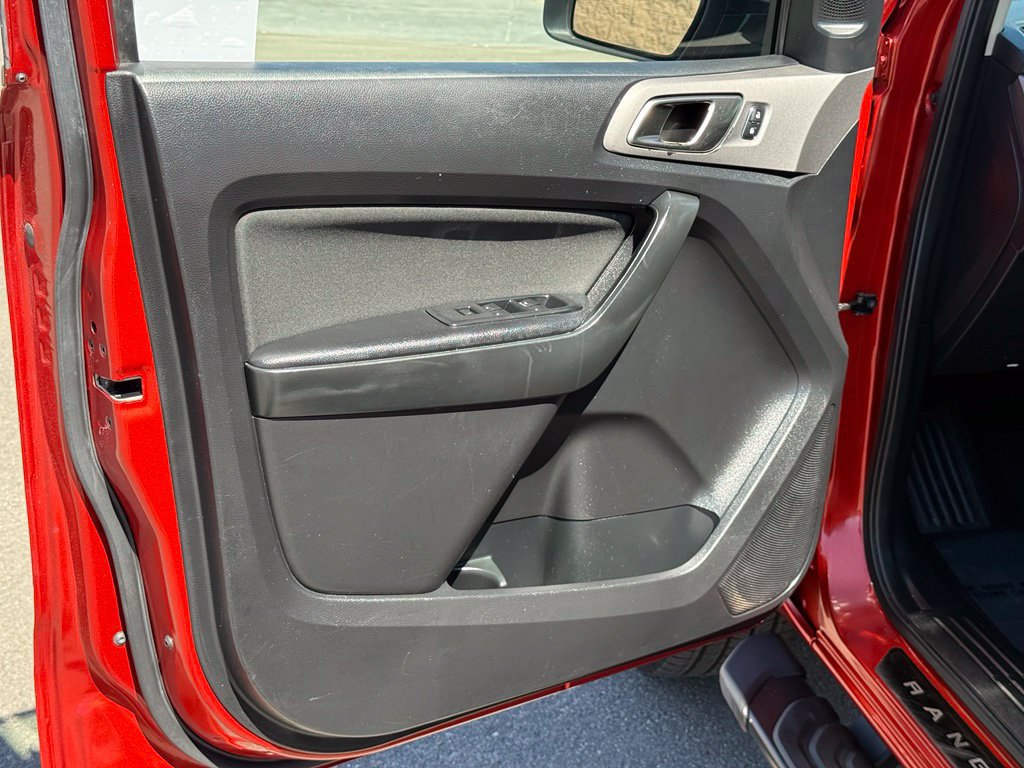 Certified 2019 Ford Ranger XLT w/ Black Appearance Package RWD image 17