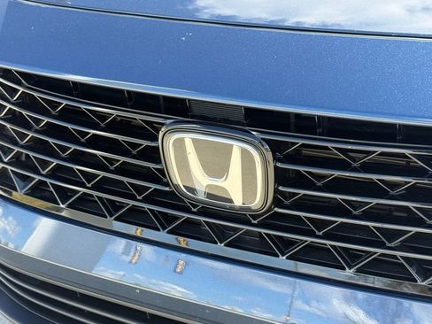 Used 2025 Honda Accord SE image 7