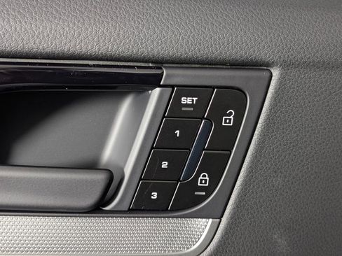 New 2026 Porsche Cayenne Coupe image 26