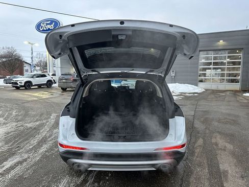 Used 2025 Lincoln Corsair Reserve image 22