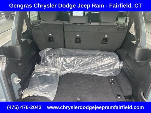 Certified 2025 Jeep Wrangler Unlimited Sahara w/ Safety Group AWD/4WD image 26