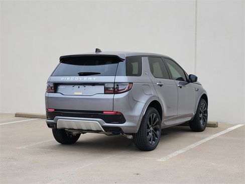New 2025 Land Rover Discovery Sport S image 4