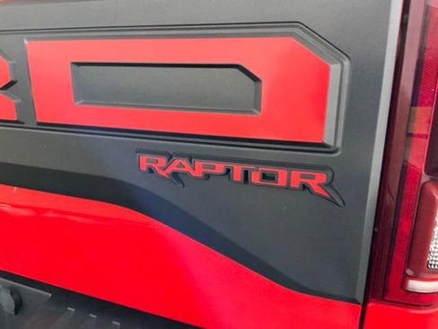 Used 2018 Ford F150 Raptor w/ Equipment Group 802A Luxury AWD/4WD image 14