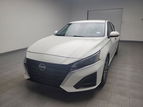 Used 2023 Nissan Altima 2.5 SV image 15