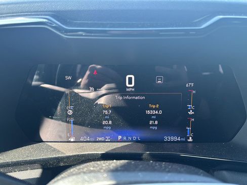Used 2023 Chevrolet Colorado Z71 w/ Z71 Convenience Package 2 AWD/4WD image 14