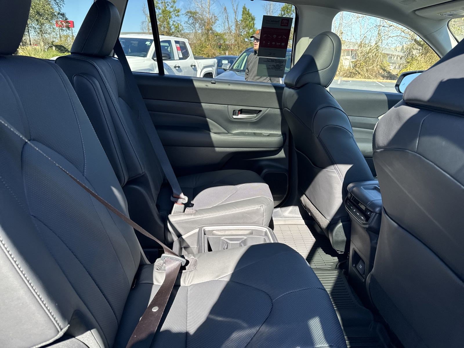 New 2025 Toyota Grand Highlander AWD Hybrid image 32