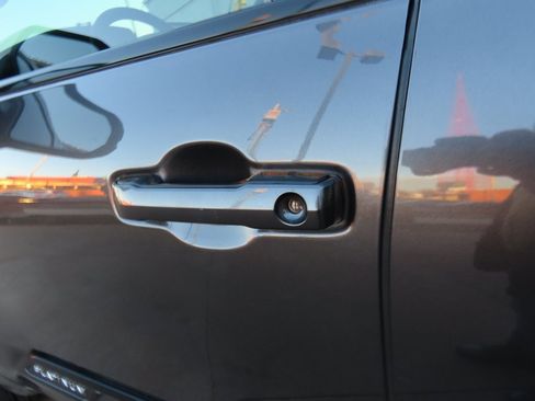 Used 2023 Toyota Tundra Platinum image 25